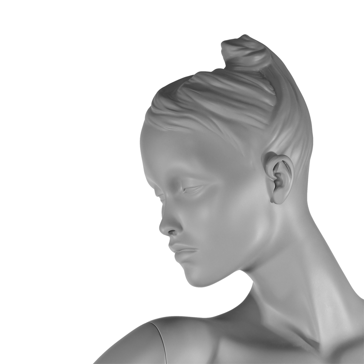 Moderne Schaufensterfigur weiblich Moderne Schaufensterfigur weiblich