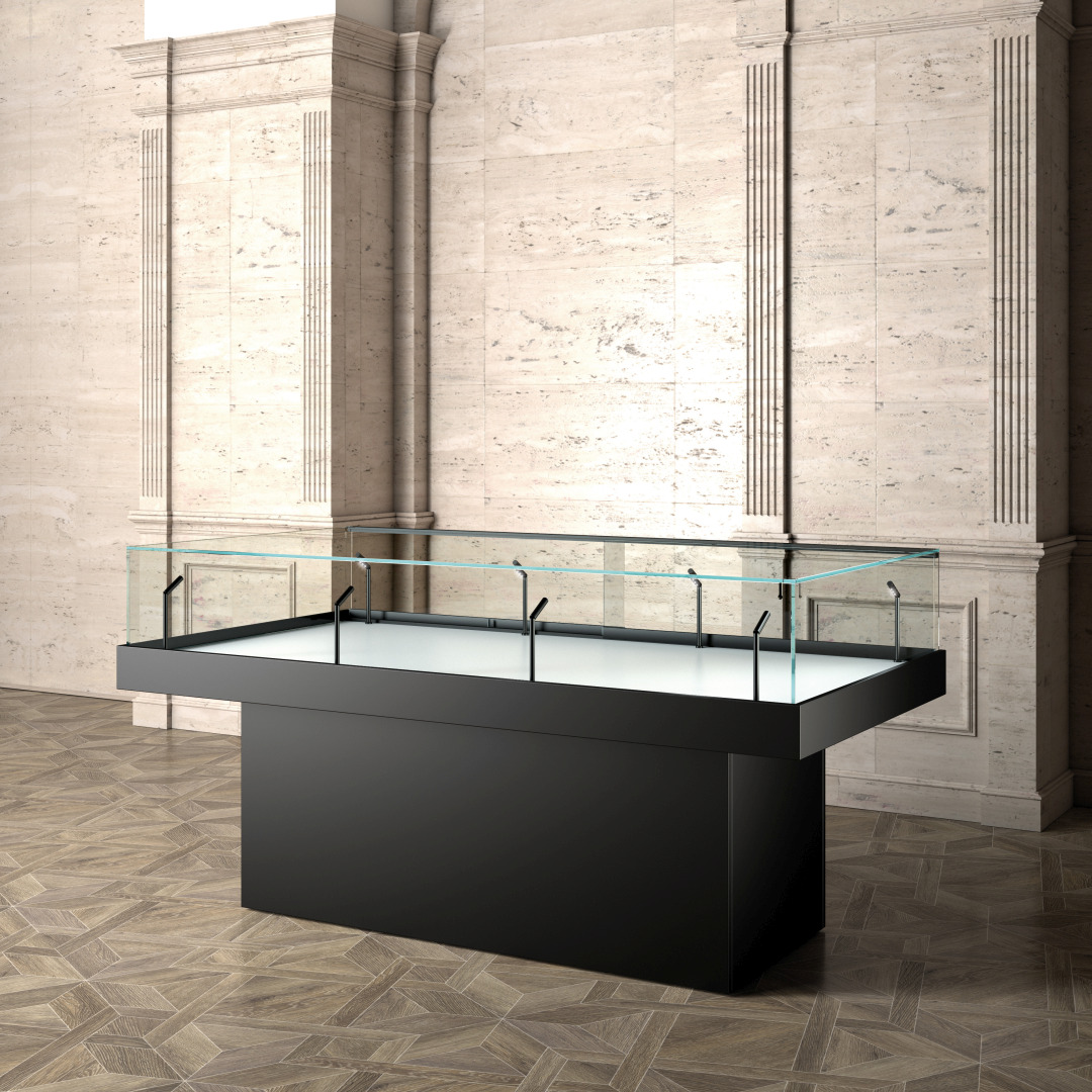 Schwarze Theke mit Vitrine