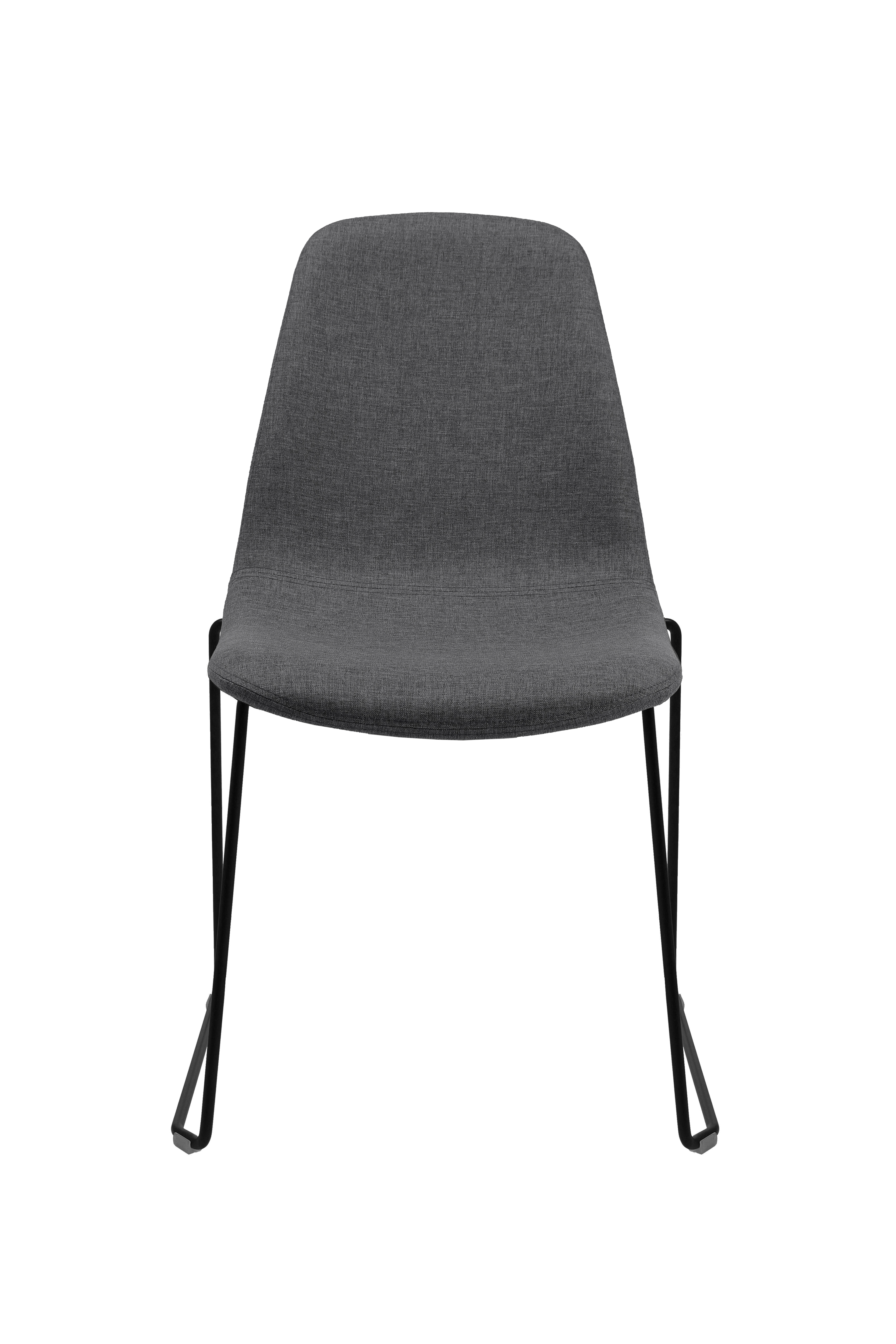 Stuhl mit Metallgestell