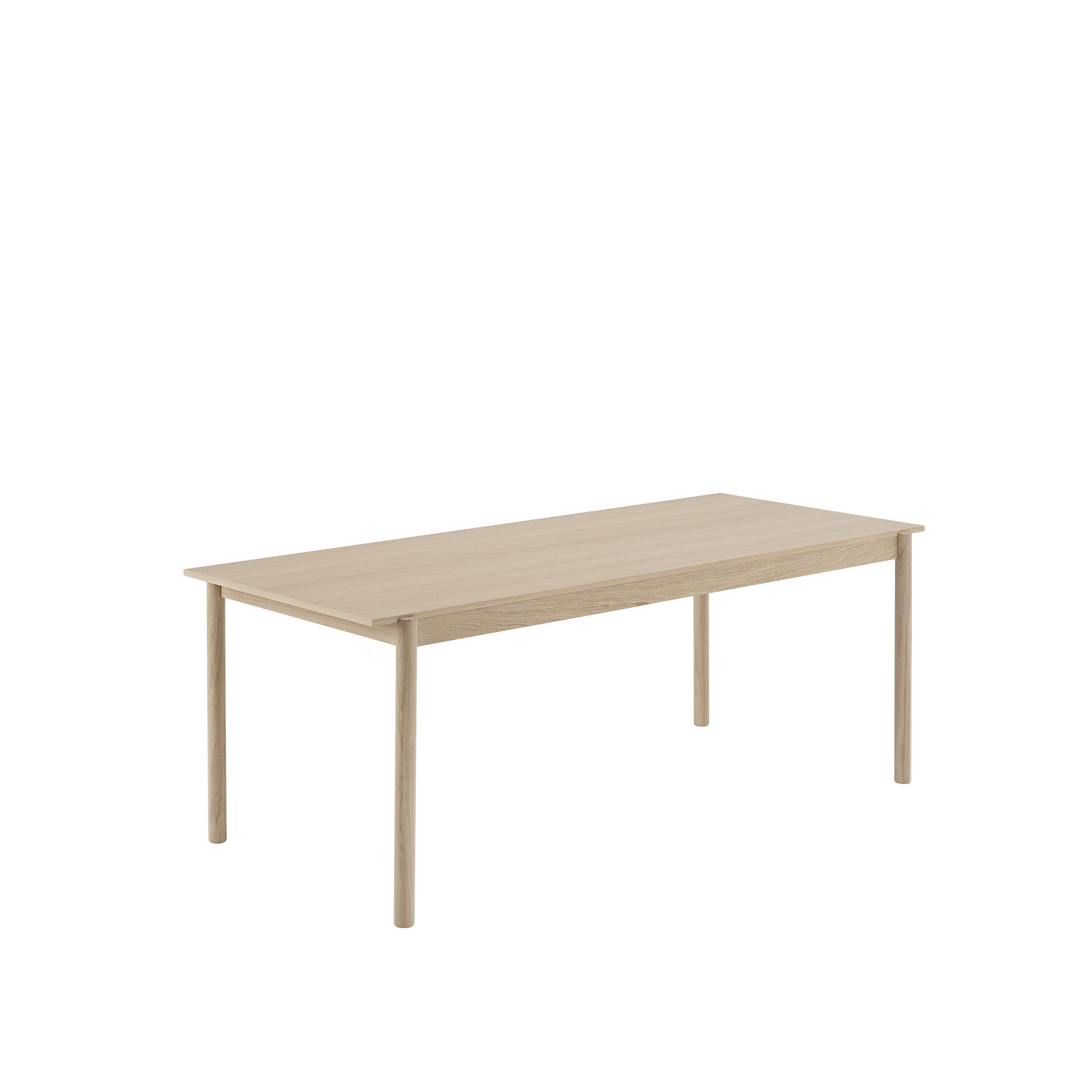 Linear Wood Tisch