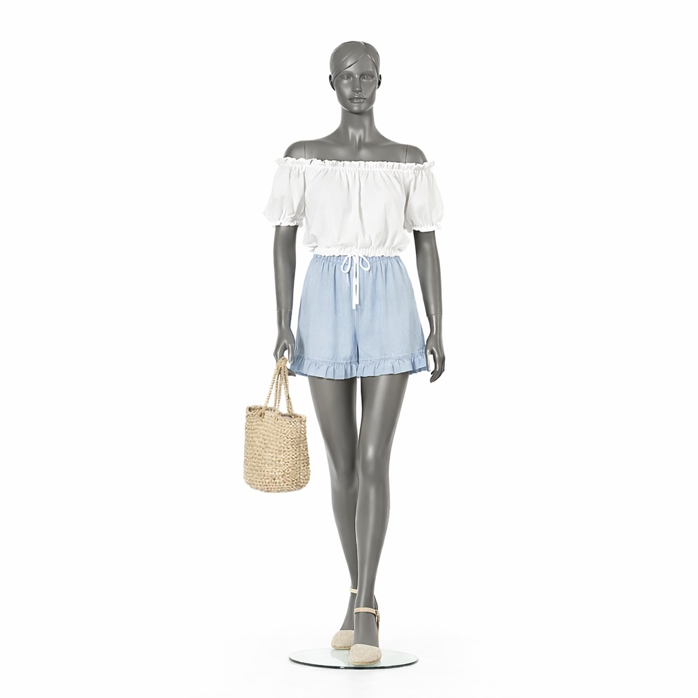 Moderne Schaufensterpuppe realistisch