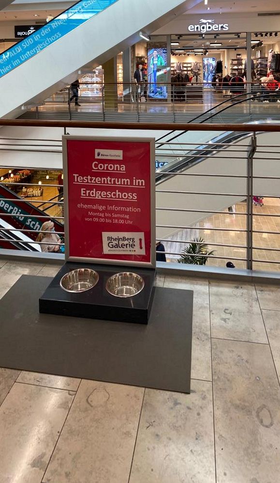Hundetankstelle + Klapprahmen Hundetankstelle + Klapprahmen